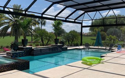 Custom Screen Enclosures: Transform Your Outdoor Space for Holiday Entertaining